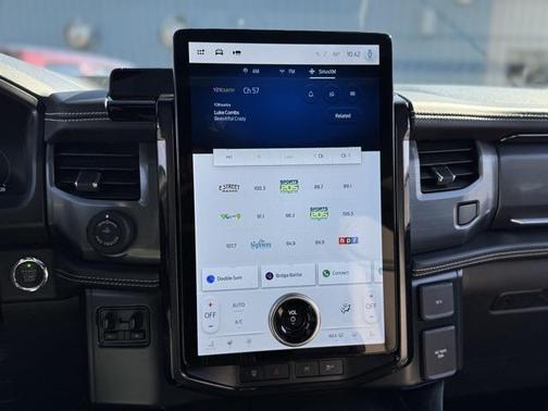 2023 Ford F-150 Lightning Platinum