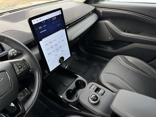 2024 Ford Mustang Mach-E Premium