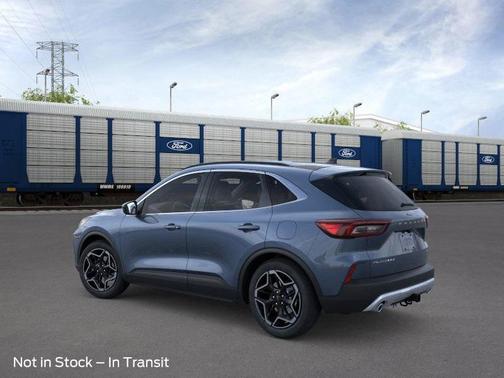 2026 Ford Escape Platinum