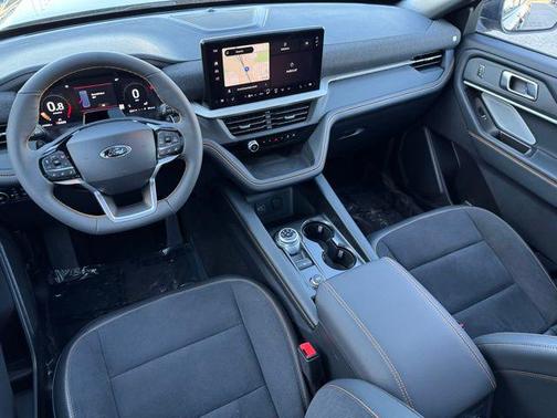 Agate Black Metallic 2026 Ford Explorer Tremor