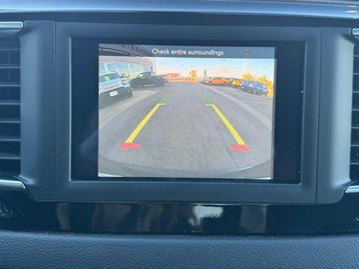 Brilliant Black Crystal Pearlcoat 2020 Chrysler Voyager LXI