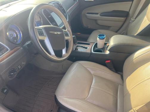 2013 Chrysler 300 S