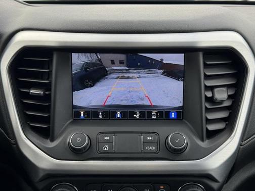 2022 GMC Acadia AWD SLT