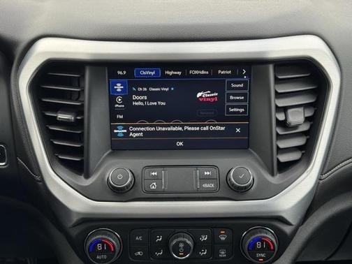 2022 GMC Acadia AWD SLT