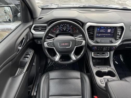2022 GMC Acadia AWD SLT