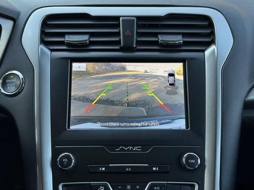 2020 Ford Fusion Hybrid SE