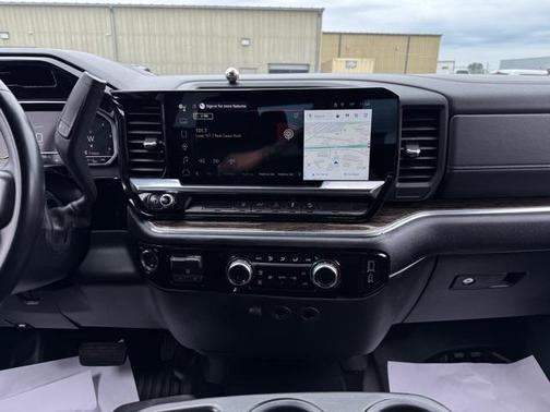 2024 GMC Sierra 2500 SLE