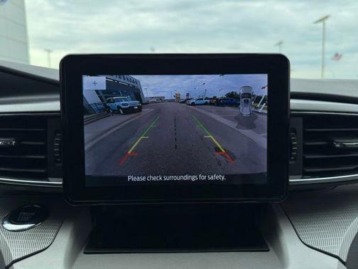Agate Black Metallic 2023 Ford Explorer XLT
