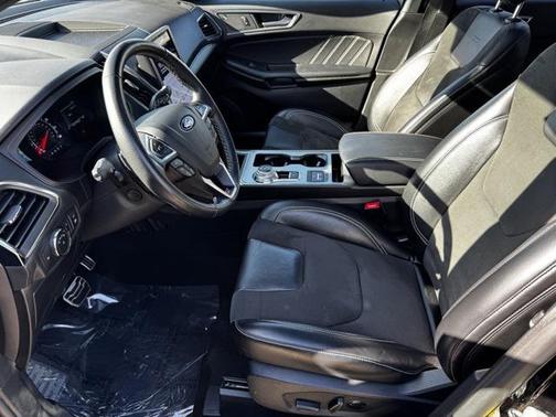 2022 Ford Edge ST