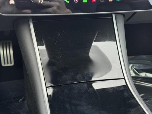 2018 Tesla Model 3 Performance