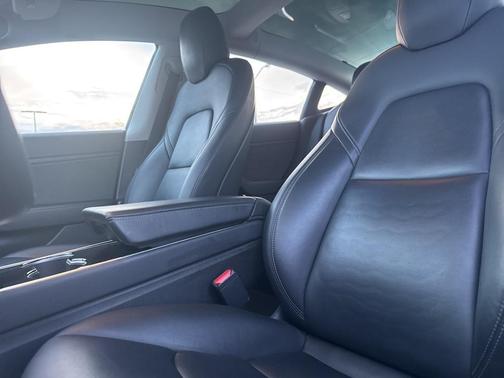 2018 Tesla Model 3 Performance