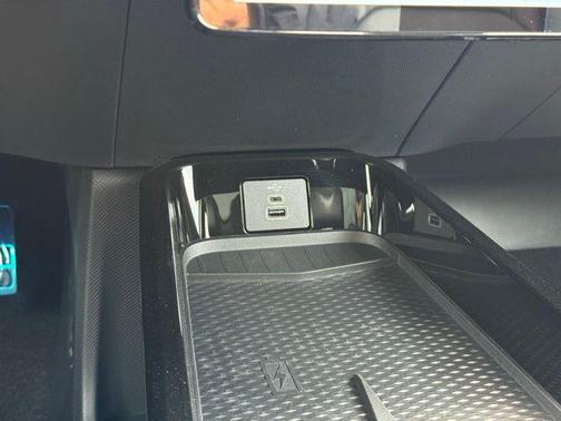 Star White Metallic Tri-Coat 2025 Ford Mustang Mach-E Premium