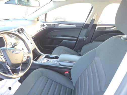 2020 Ford Fusion Hybrid SE