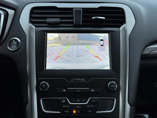 2020 Ford Fusion Hybrid SE