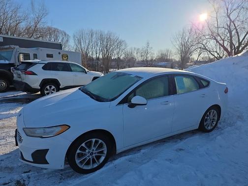 2020 Ford Fusion Hybrid SE