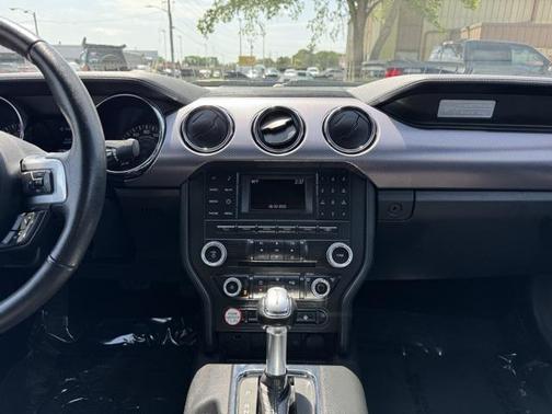 2017 Ford Mustang EcoBoost