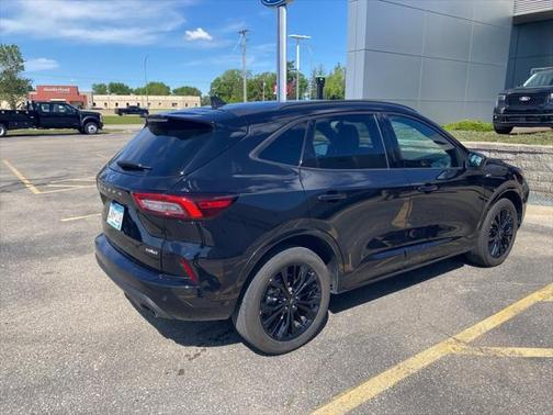 2023 Ford Escape ST-Line Elite