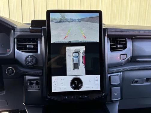 2024 Ford F-150 Lightning Flash