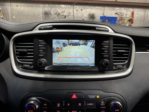 2017 Kia Sorento LX