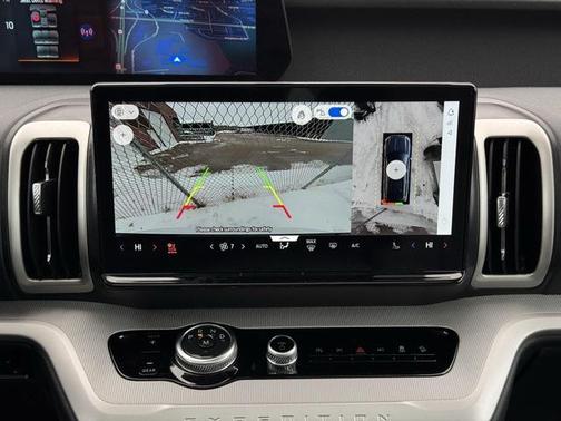 2025 Ford Expedition Max Active 4x4