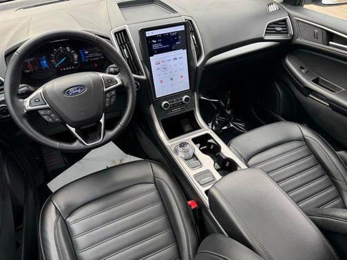 Oxford White 2023 Ford Edge SEL