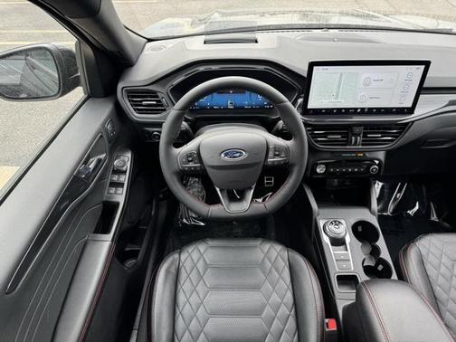 2023 Ford Escape ST-Line Elite