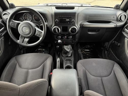 2013 Jeep Wrangler Unlimited Sport