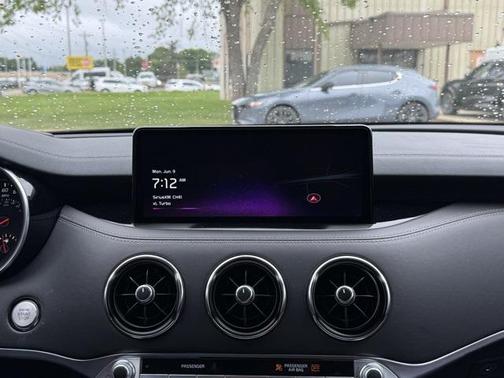 2023 Kia Stinger GT2