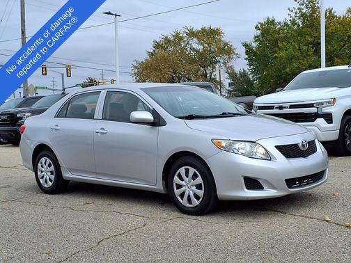 Classic Silver Metallic 2010 Toyota Corolla LE