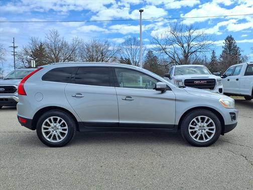 2010 Volvo XC60 T6