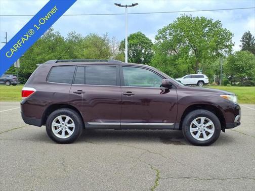 2012 Toyota Highlander SE