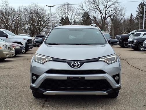 2016 Toyota RAV4 SE