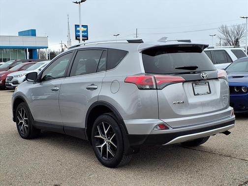 2016 Toyota RAV4 SE