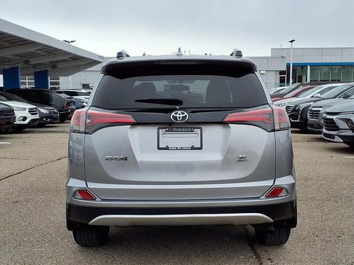 2016 Toyota RAV4 SE