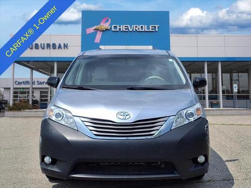 2011 Toyota Sienna XLE