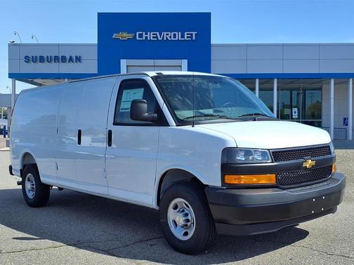 Summit White 2026 Chevrolet Express 2500 Work Van