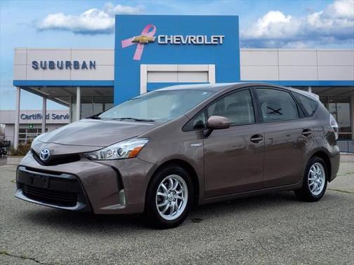 2015 Toyota Prius v Four