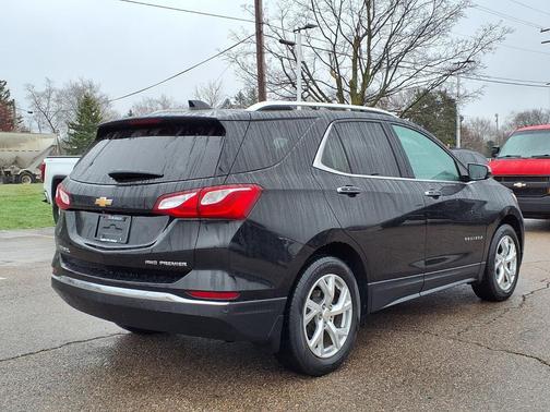 Mosaic Black Metallic 2019 Chevrolet Equinox Premier