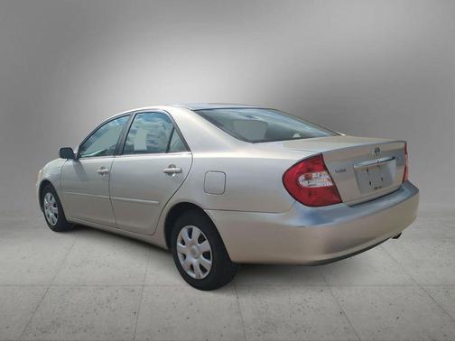 2004 Toyota Camry