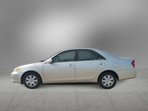 2004 Toyota Camry