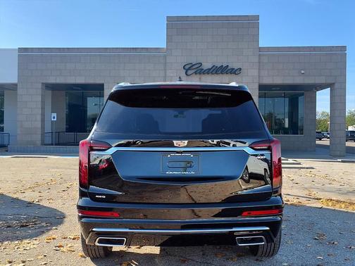 Stellar Black Metallic 2025 Cadillac XT6 Premium Luxury AWD