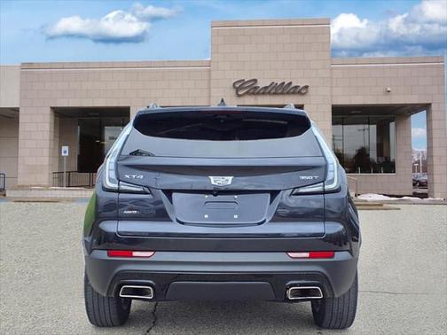 2022 Cadillac XT4 Sport
