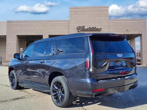 2023 Cadillac Escalade ESV Sport