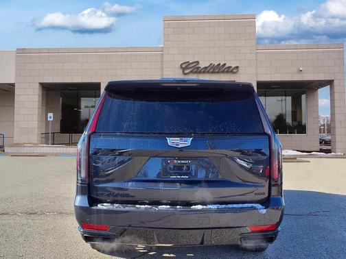 2023 Cadillac Escalade ESV Sport