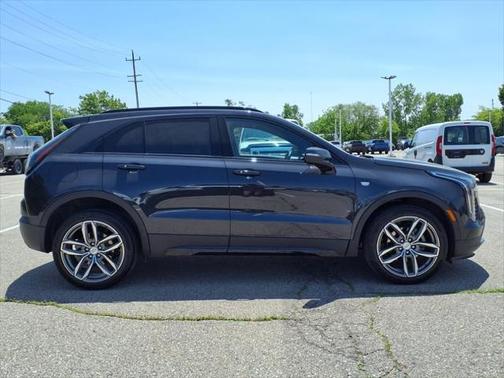 2022 Cadillac XT4 Sport