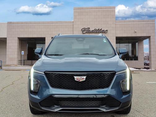 2024 Cadillac XT4 Sport
