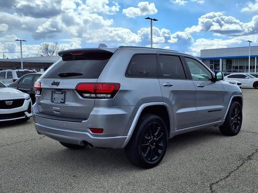 2020 Jeep Grand Cherokee Altitude