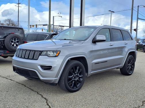 2020 Jeep Grand Cherokee Altitude