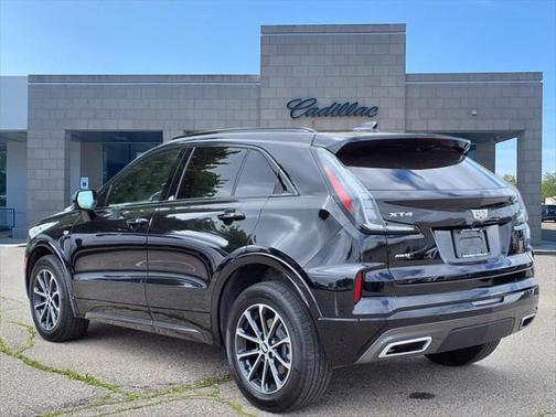 2025 Cadillac XT4 Sport