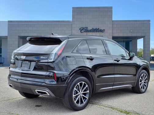 2025 Cadillac XT4 Sport